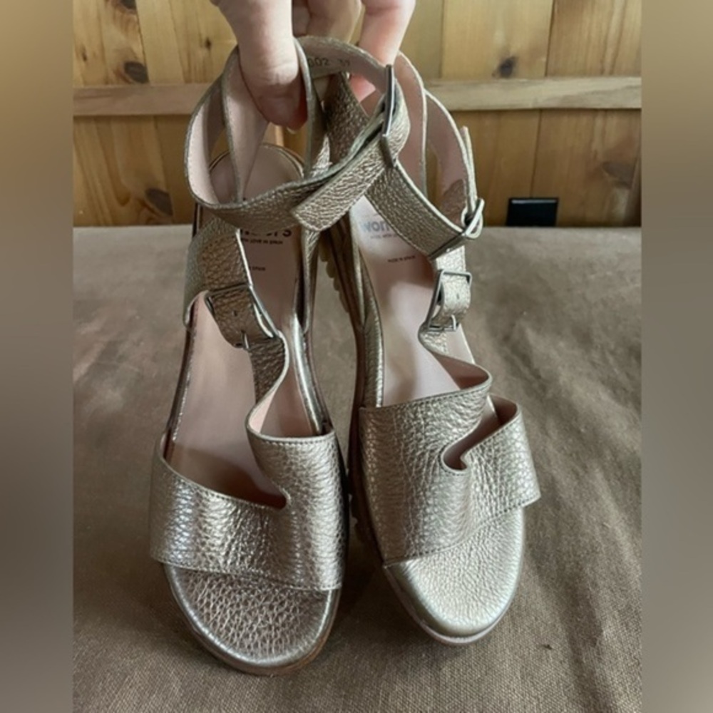 NEW Wonders Gold Ankle Strap Wedge Sandal 37